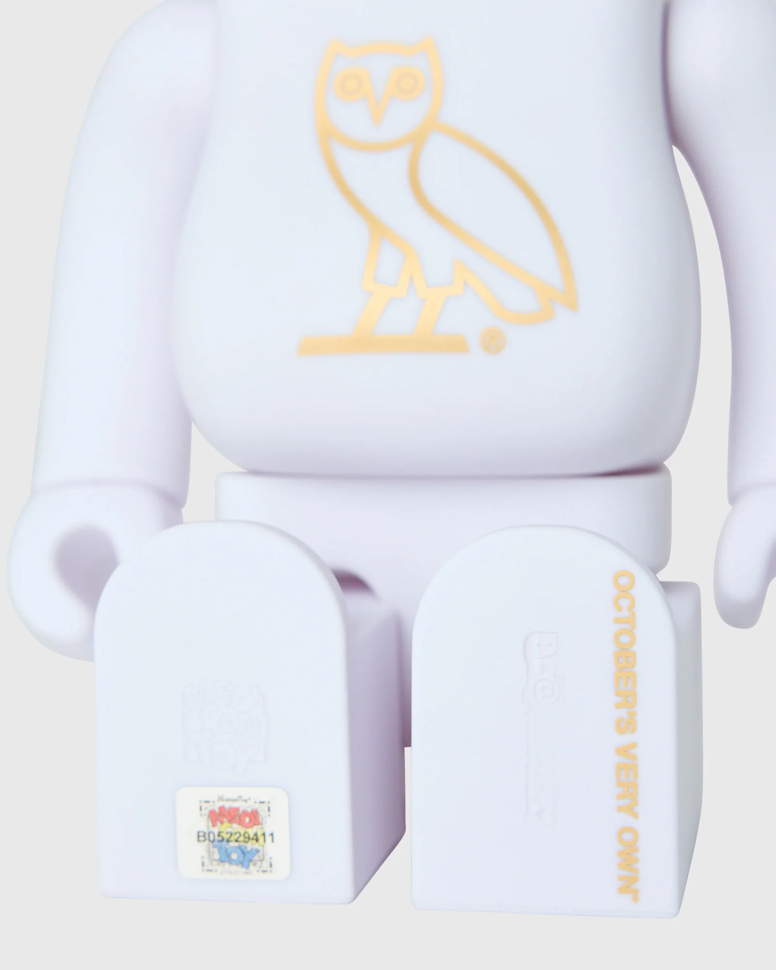 Medicom BE@RBRICK™ 400% & 100% Set - Pearl White - Image 5