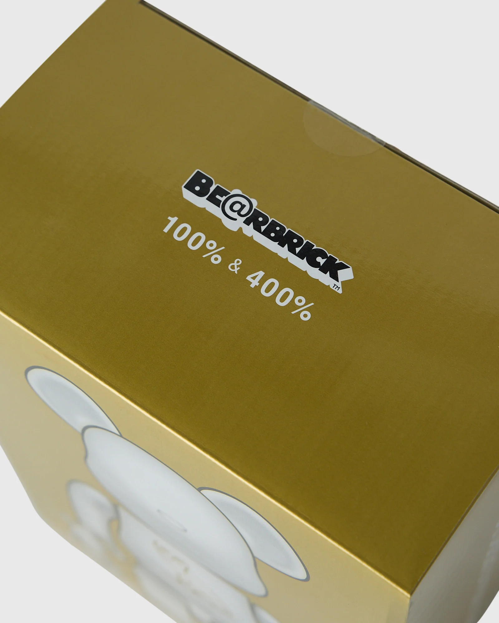 Medicom BE@RBRICK™ 400% & 100% Set - Pearl White - Image 7